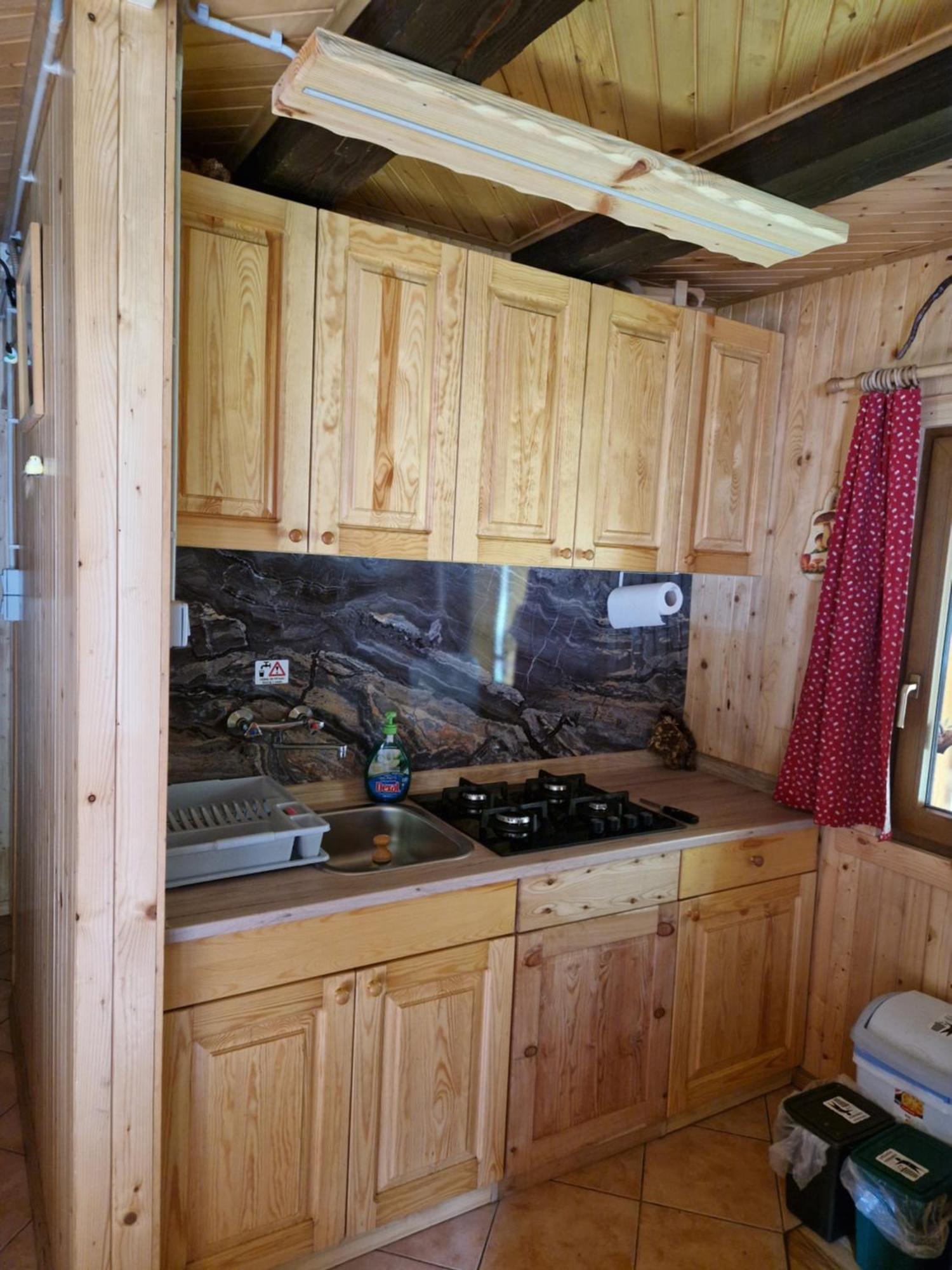 Koca V Gozdu, Forest House Near Блед Номер фото